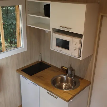 Couples Amoureux Propriete 4000m2 Cabane-maison Ecolo Piscine Privee Clim Terrasse Dans Les Arbres