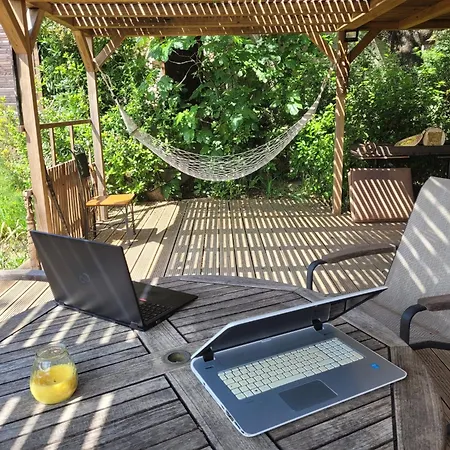 Couples Amoureux Propriete 4000m2 Cabane-maison Ecolo Piscine Privee Clim Terrasse Dans Les Arbres ヴィラ Combas