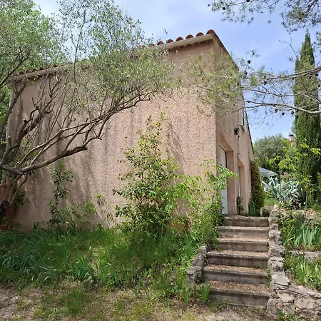 Couples Amoureux Propriete 4000m2 Cabane-maison Ecolo Piscine Privee Clim Terrasse Dans Les Arbres וילה