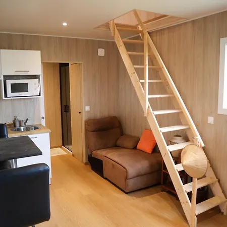 Couples Amoureux Propriete 4000m2 Cabane-maison Ecolo Piscine Privee Clim Terrasse Dans Les Arbres Villa Combas (Gard)