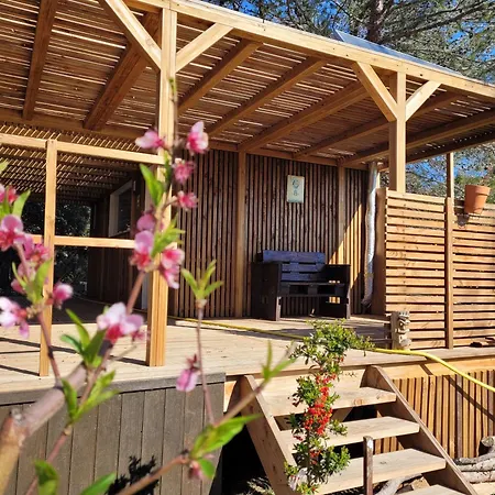 Couples Amoureux Propriete 4000m2 Cabane-maison Ecolo Piscine Privee Clim Terrasse Dans Les Arbres *