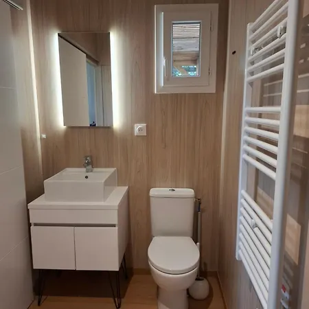Villa Couples Amoureux Propriete 4000m2 Cabane-maison Ecolo Piscine Privee Clim Terrasse Dans Les Arbres Combas (Gard)