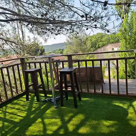 Couples Amoureux Propriete 4000m2 Cabane-maison Ecolo Piscine Privee Clim Terrasse Dans Les Arbres ヴィラ