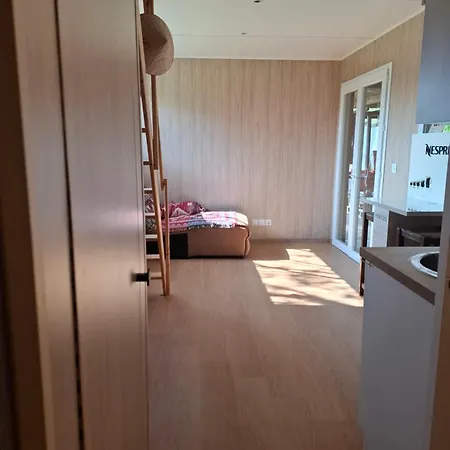 Couples Amoureux Propriete 4000m2 Cabane-maison Ecolo Piscine Privee Clim Terrasse Dans Les Arbres Combas (Gard)
